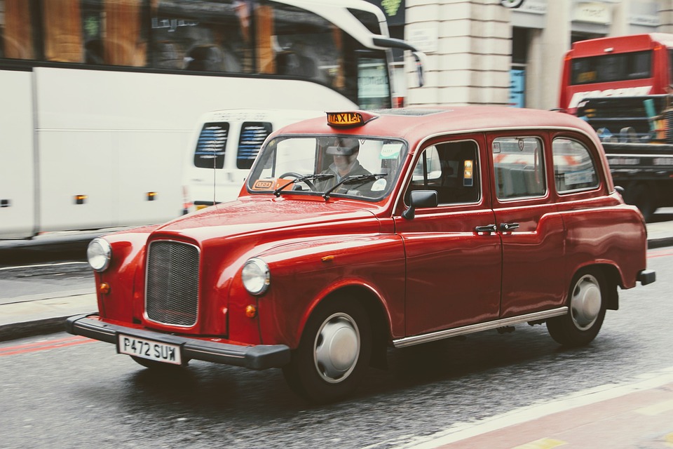 5 qualities that good taxi drivers should always have